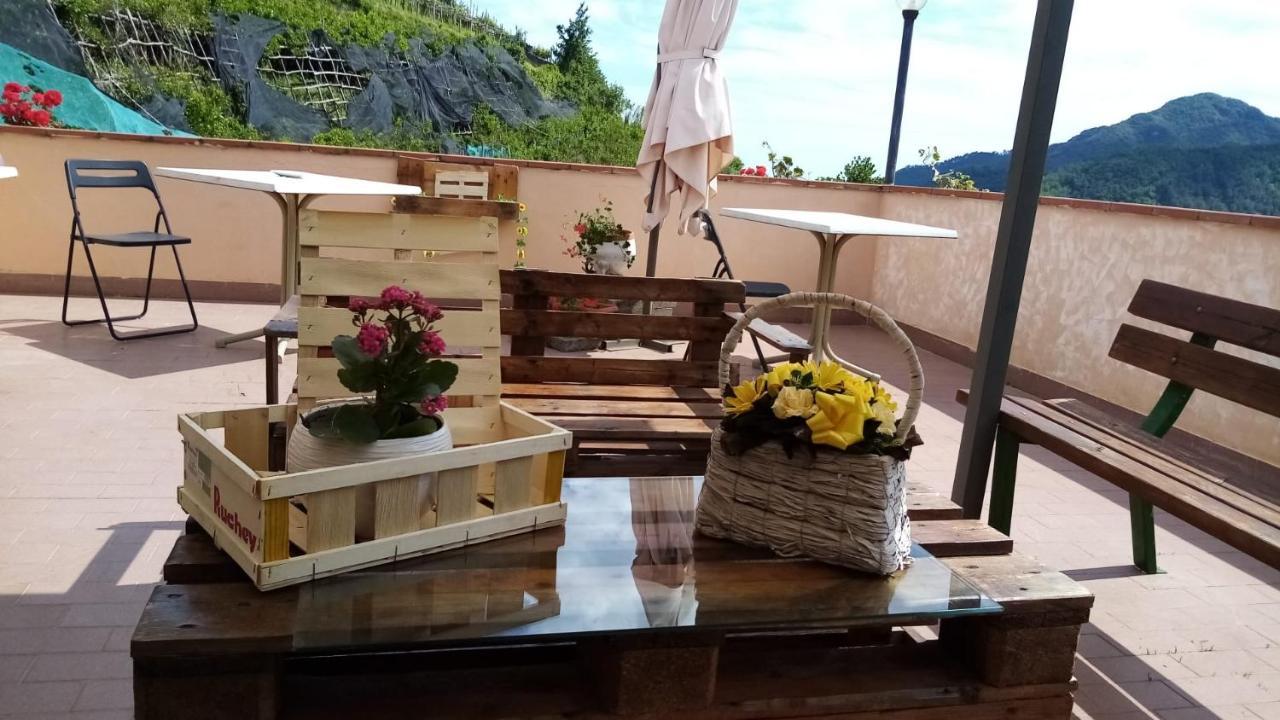 Hotel Affittacamere Novella Tramonti Exteriör bild