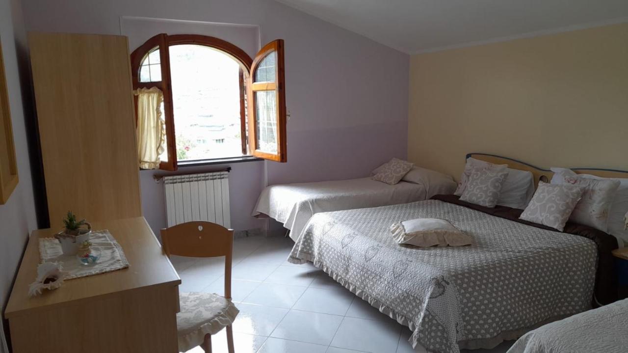 Hotel Affittacamere Novella Tramonti Exteriör bild