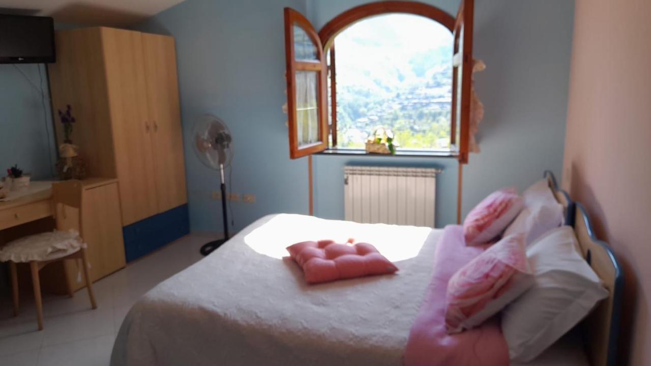 Hotel Affittacamere Novella Tramonti Exteriör bild