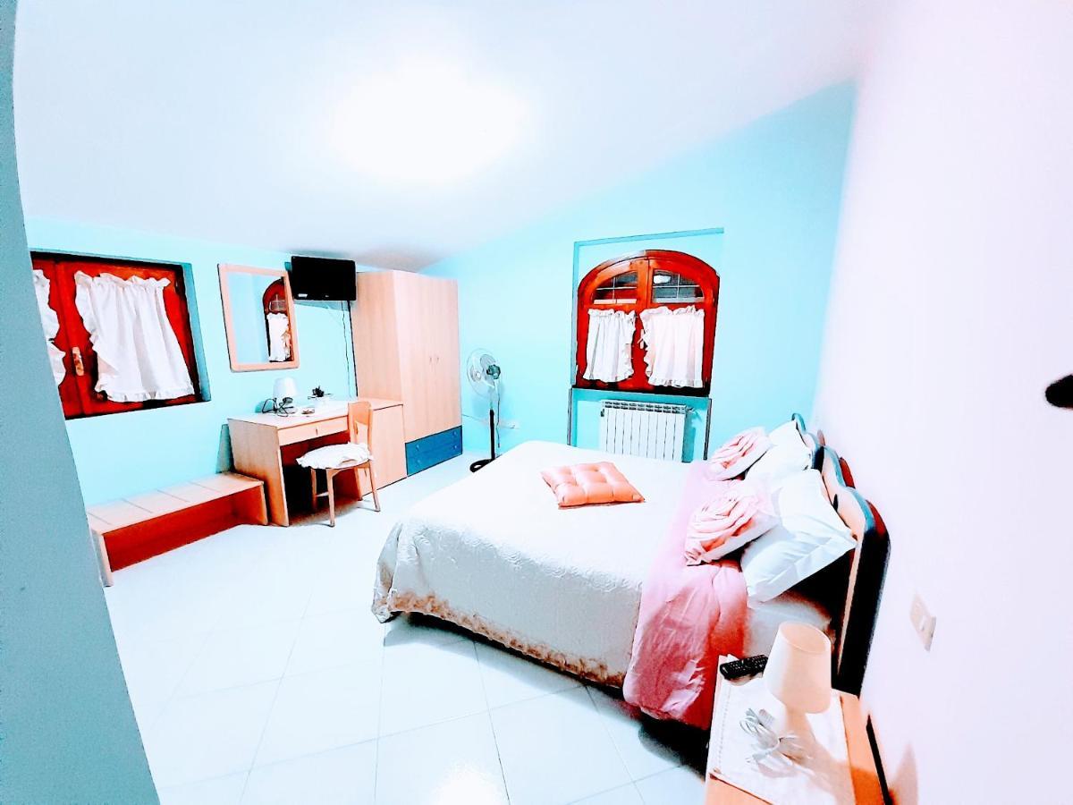 Hotel Affittacamere Novella Tramonti Rum bild
