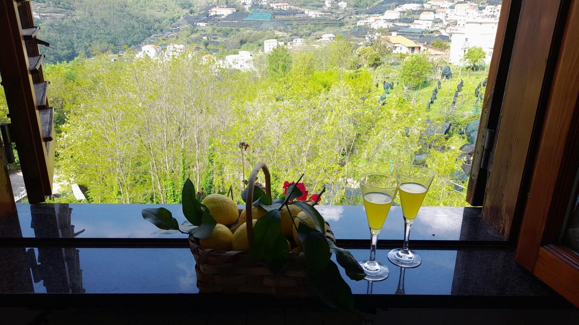 Hotel Affittacamere Novella Tramonti Rum bild